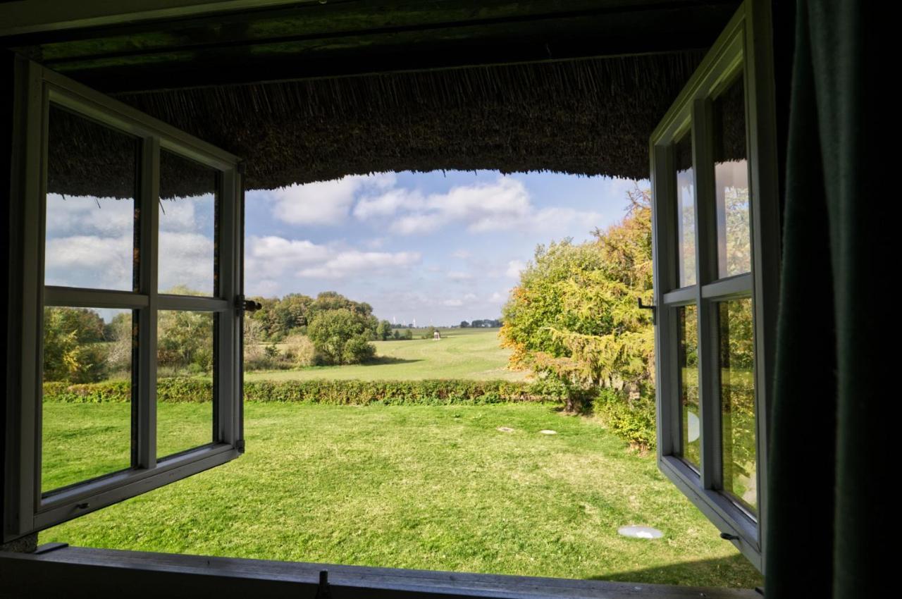Reetdachhaus Mit Grossem Garten Und Kamin Marlow Εξωτερικό φωτογραφία