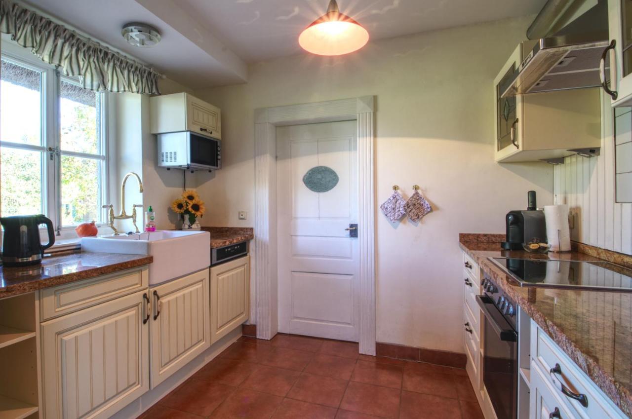 Reetdachhaus Mit Grossem Garten Und Kamin Marlow Εξωτερικό φωτογραφία